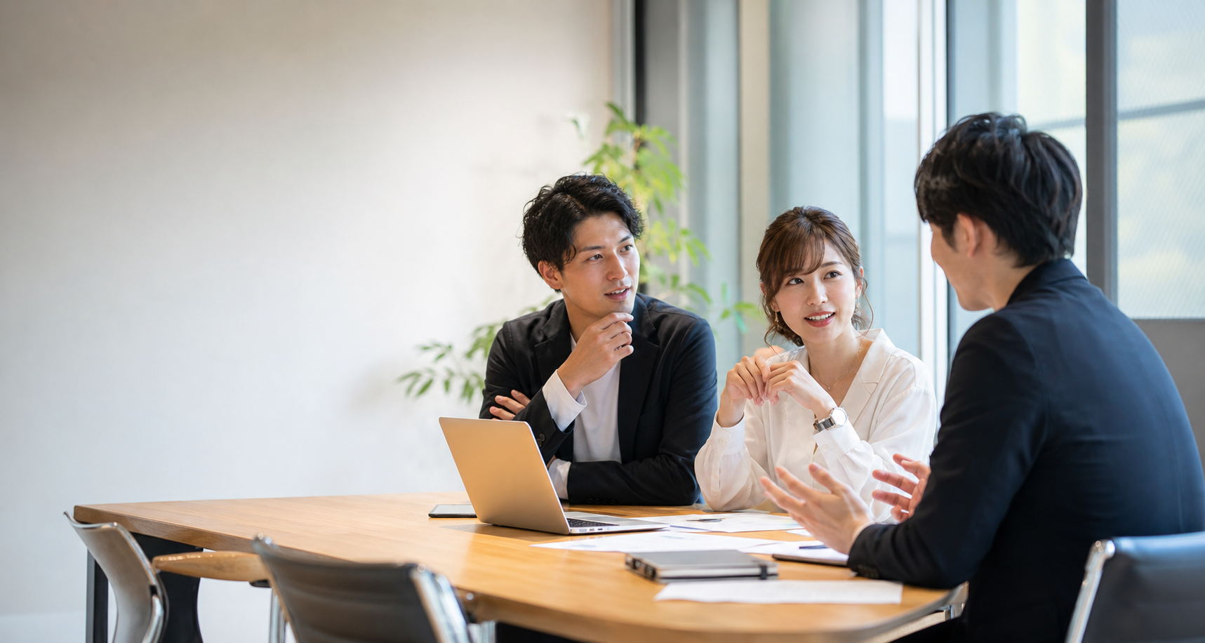 営業戦略を設計するミーティング